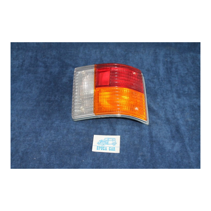 A112 2°S.   FANALINO POST. DX  CON RETRO  BORDO BIANCO   CARELLO