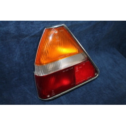 GAMMA SEDAN   REAR LEFT TAILIGHT   ALTISSIMO