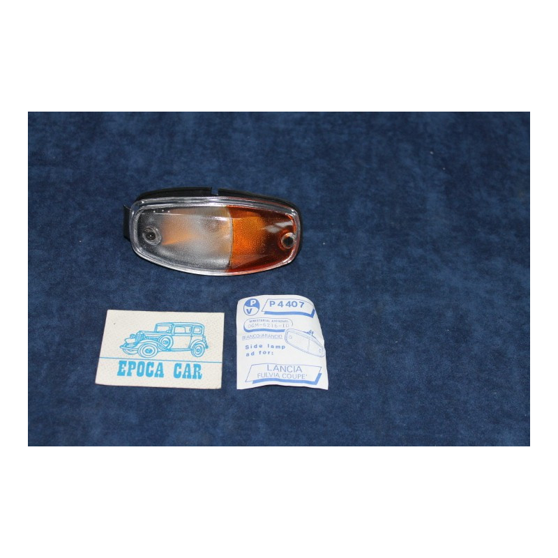 FULVIA COUPE' 1°S.   FANALINO ANT. CON PLASTICA BICOLORE   P.V.