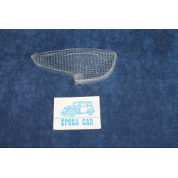 FULVIA BN '70   PLASTICA BIANCA INFERIORE PER FANALINO POST. DX   ALTISSIMO