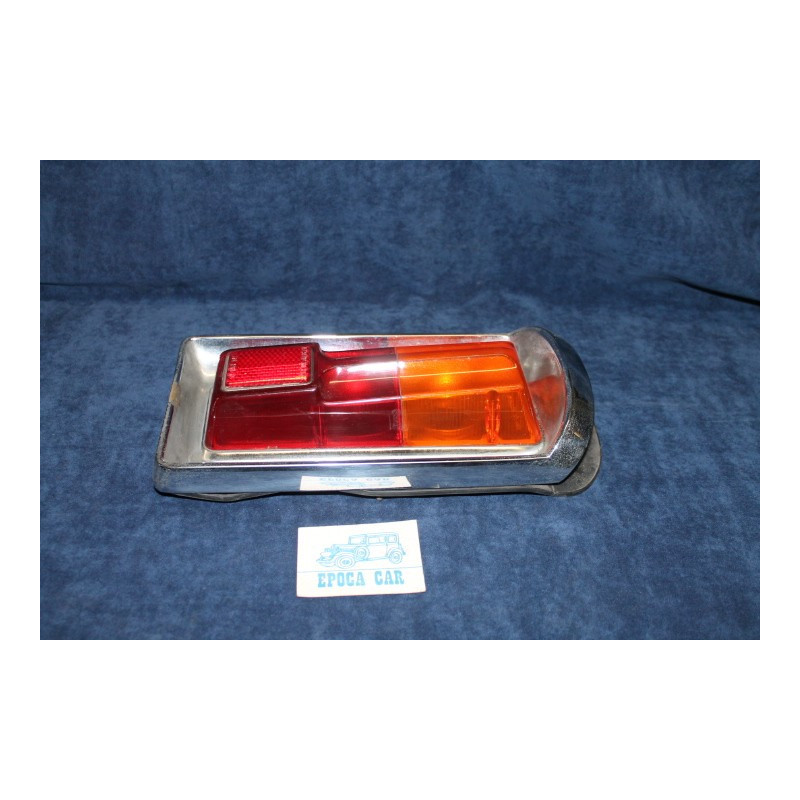 2600 BERLINA   FANALINO POST.   ALTISSIMO