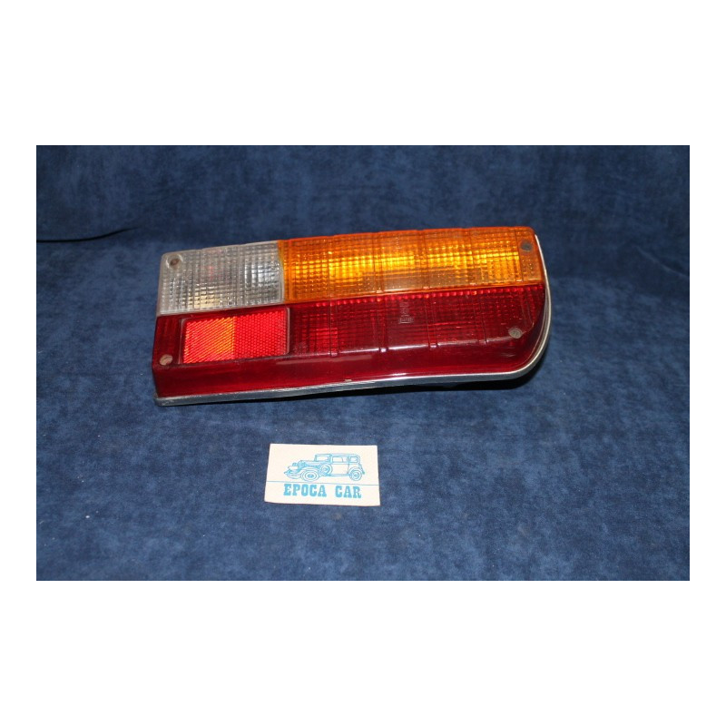 GT 2000   USED REAR RIGHT TAILIGHT   ALTISSIMO