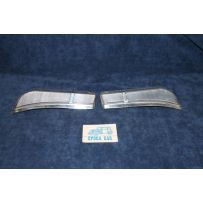 GT 2°S.   COPPIA PLASTICHE BIANCHE PER FANALINI ANT. OLSA