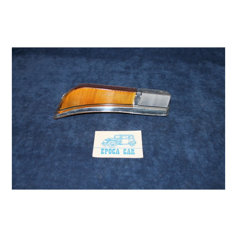 GT 2°S.   PLASTICA BICOLORE PER FANALINO ANT. DX   OLSA
