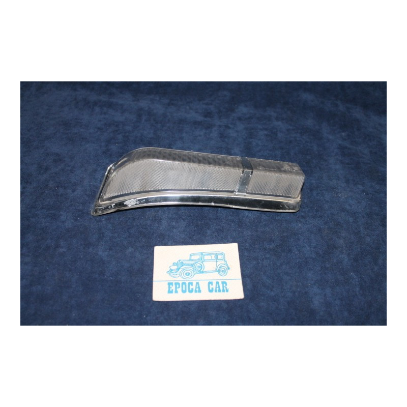 GT 2°S.   PLASTICA BIANCA PER FANALINO ANT DX (BORDO DIFETTOSO)   OLSA