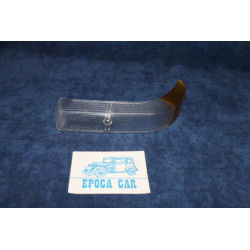 GT 1750 1°S.   PLASTICA PER FANALINO ANT. SX   CARELLO