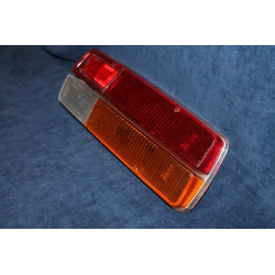 1600 ZAGATO   PLASTICA PER FANALINO POST. DX   CARELLO