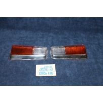 1750 BN 2°S.-2000   COPPIA PLASTICHE BICOLORI PER FANALINI ANT. P.V.