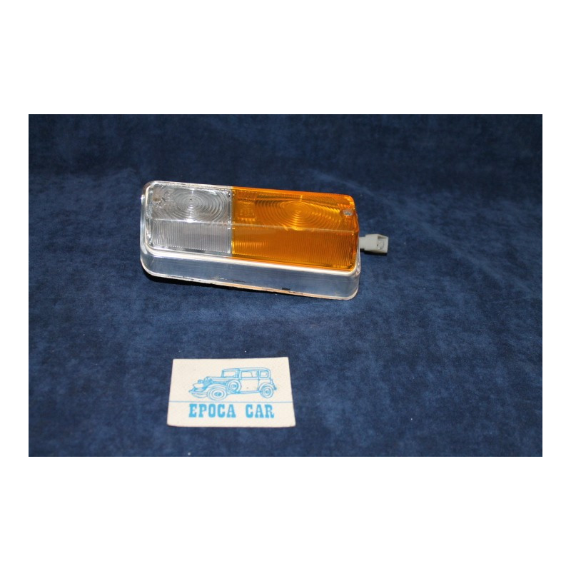 1750 SEDAN 2°S.-2000   BICOLORED FRONT LEFT LIGHT   OLSA