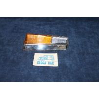 1750 BN 2°S.-2000   PLASTICA BICOLORE PER FANALINO ANT. DX   0LSA