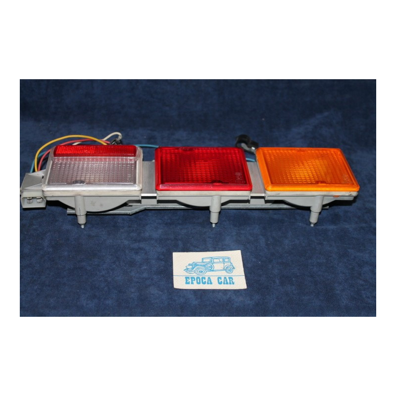 ALFETTA BN 1600-1800   FANALINO POST. DX   ARIC