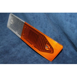 ALFETTA GT GTV   PLASTICA BICOLORE PER FANALINO ANT. SX   CARELLO