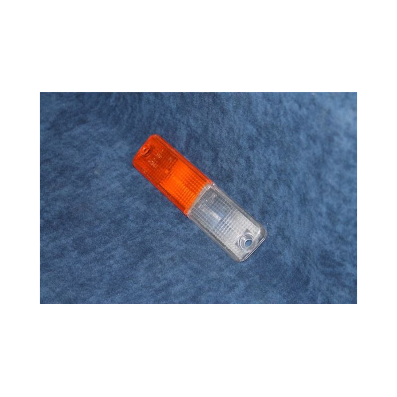 127 L-C-CL-SPORT-TOP   PLASTICA PER FANALINO ANT. DX   ARIC