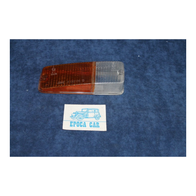 132   PLASTICA BICOLORE PER FANALINO ANT. DX   ARIC