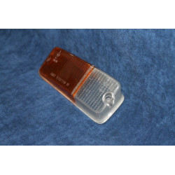 132   PLASTICA BICOLORE PER FANALINO ANT. DX   ARIC