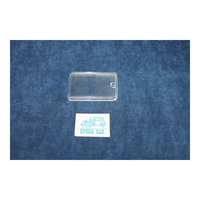 132 2°S.   PLASTICA BIANCA PER FANALINO POST. SX    ALTISSIMO