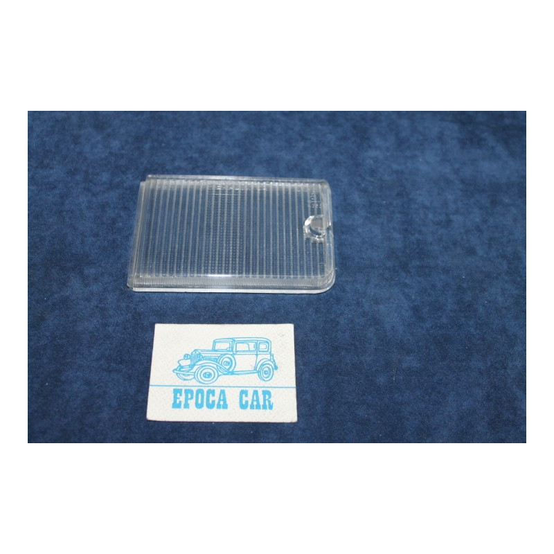 132 2°S.   PLASTICA BIANCA PER FANALINO POST. SX   VERALUX