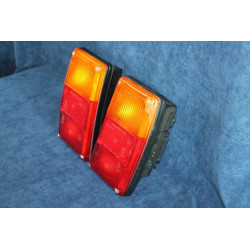 131 STATION   PAIR REAR TAIL LIGHTS BLACKBOARD   SIEM