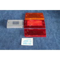 131   PLASTICHE (4 PZ) PER FANALINO POST. DX   CARELLO