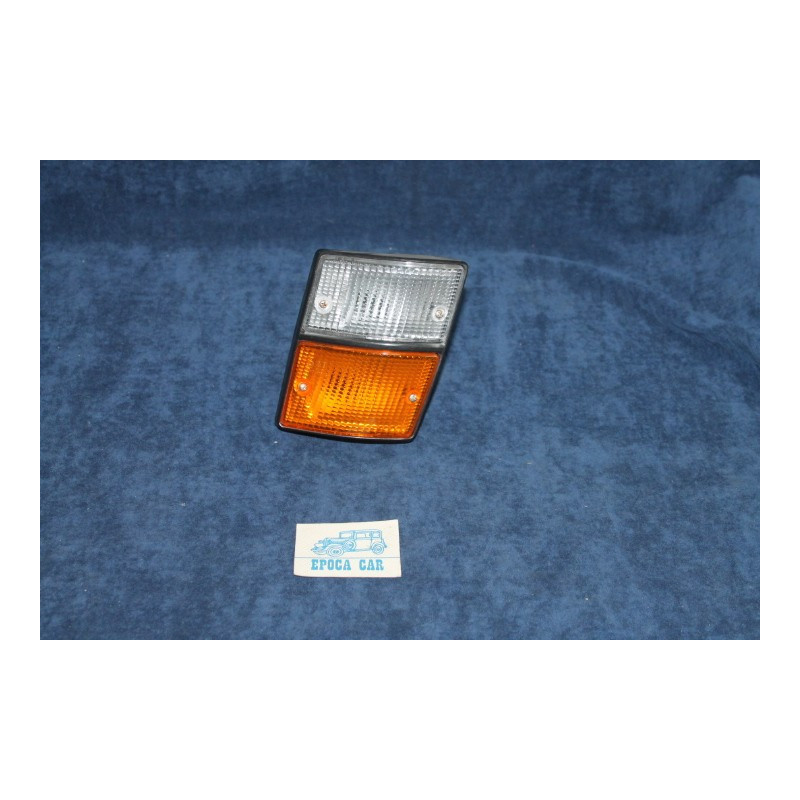 127 DIESEL UNTIL 1983  FRONT RIGHT LIGHT   SIMPLER