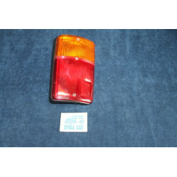 126  REAR LEFT LIGHT   ARIC