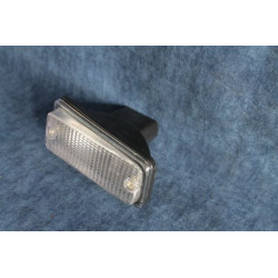 126  FRONT RIGHT LIGHT   ARIC