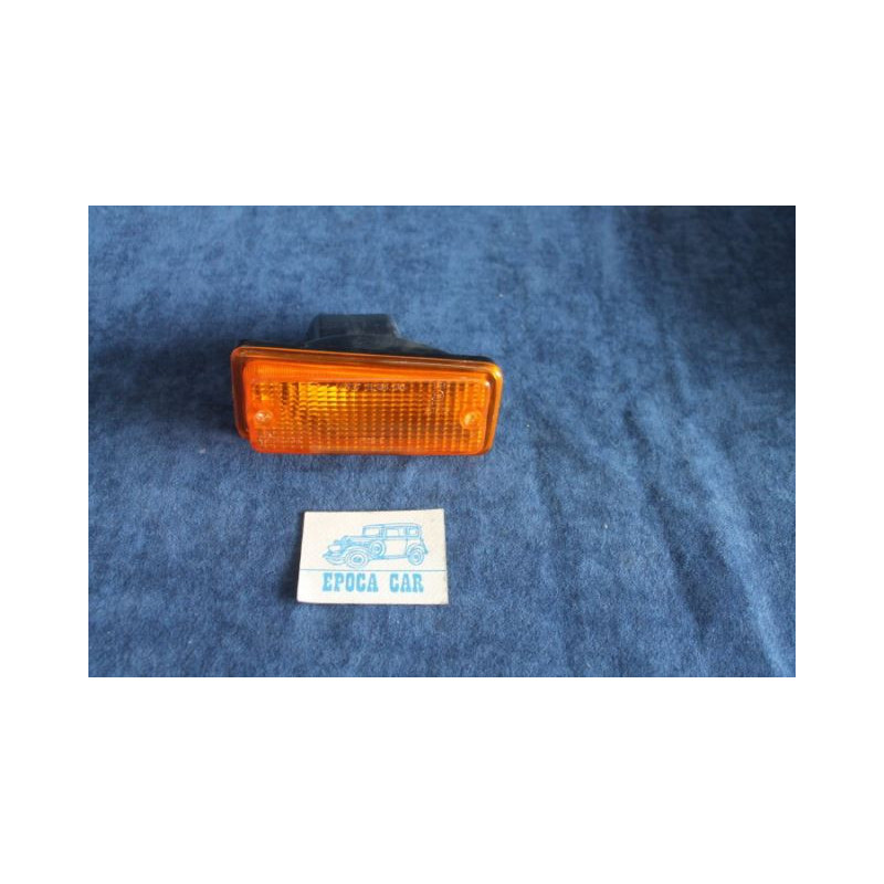 126 ORANGE FRONT RIGHT LIGHT   ARIC