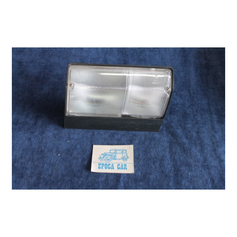 130 BERLINA  FANALINO ANT. DX   CARELLO