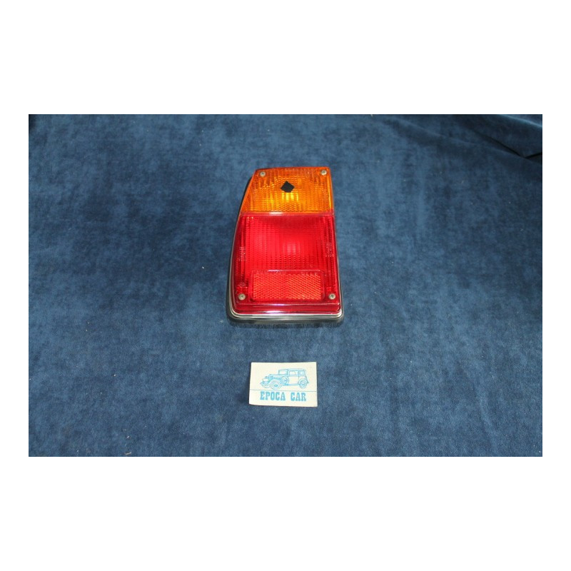 128 COUPE' SL  FANALINO POST. SX (VITE PLASTICA) BORDO CROMO   STARS