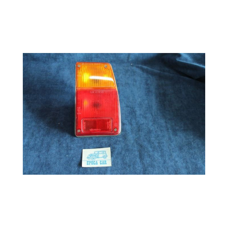 128 COUPE' SL  FANALINO POST. DX (VITE IN FERRO) BORDO CROMO   ALTISSIMO