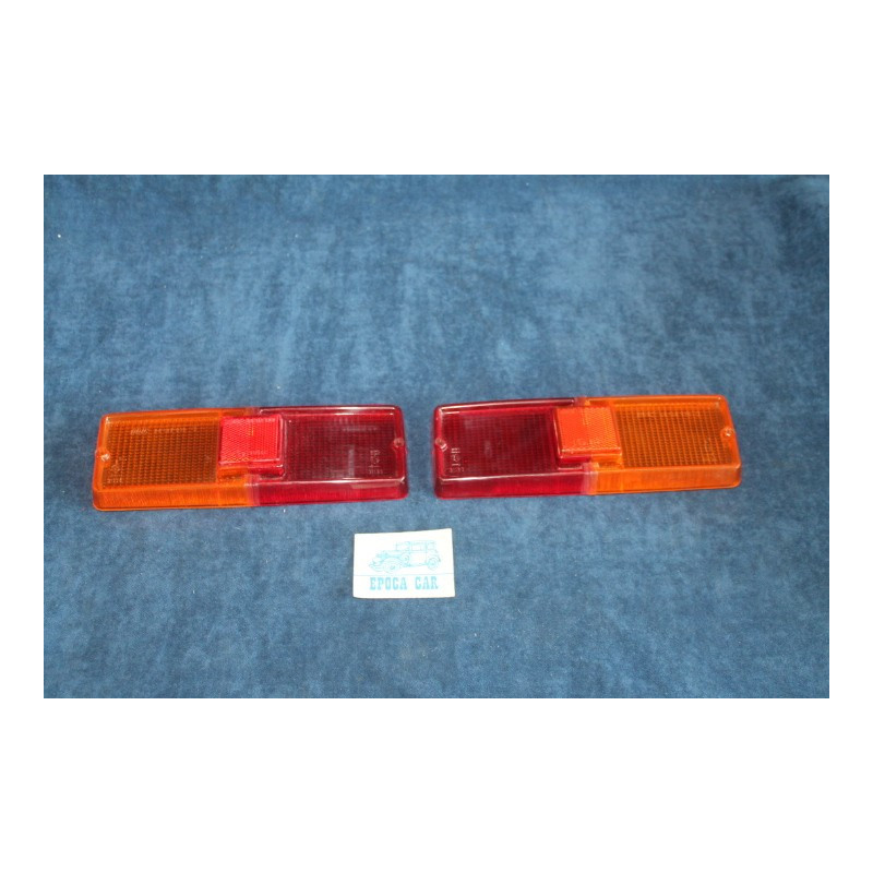 128 BERLINA SPECIAL '72  COPPIA PLASTICHE PER FANALINI POST.   ARIC