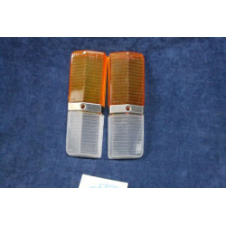125 1°S  COPPIA PLASTICHE BICOLORI PER FANALINI ANT.   LEART