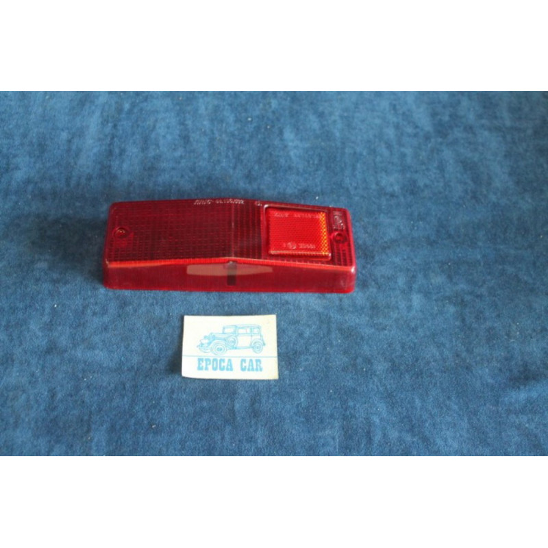 124 BERLINA '71  PLASTICA ROSSA PER FANALINO POST.DX   ARIC