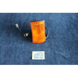124 SPECIALSPECIAL T '71  ORANGE FRONT LEFT LIGHT WITH CAP  STARS