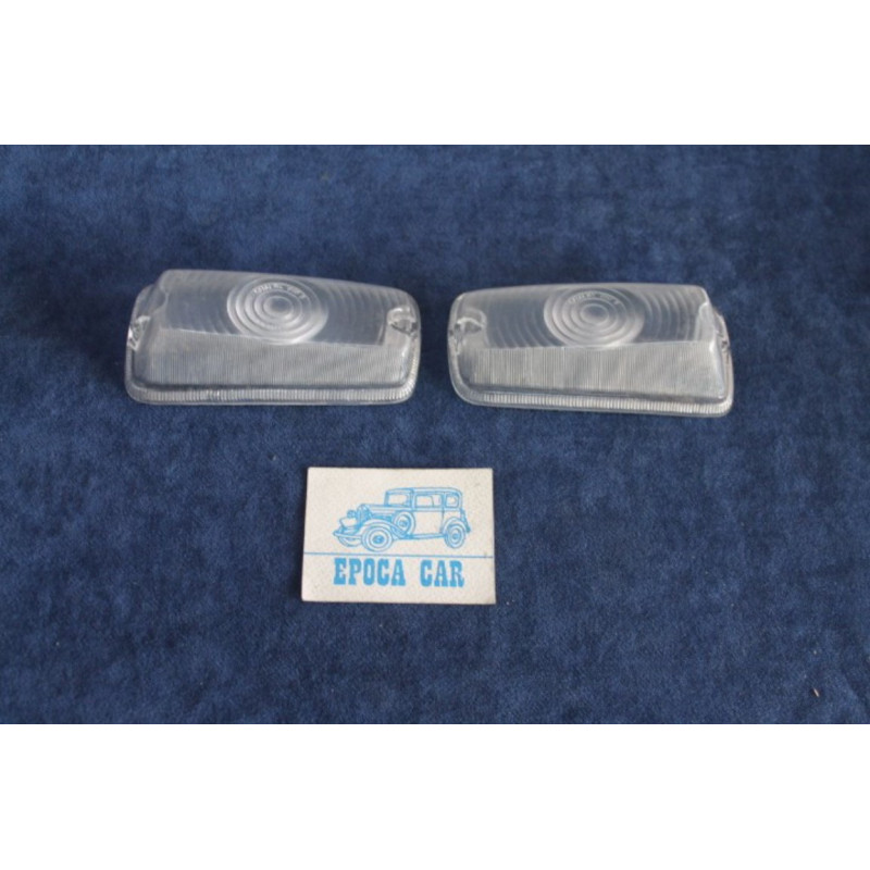 850 BERLINA  COPPIA PLASTICHE PER FANALINI ANT.   CATALUX