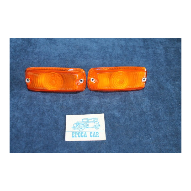 850 SEDAN  PAIR FRONT ORANGE LIGHTS   LEART