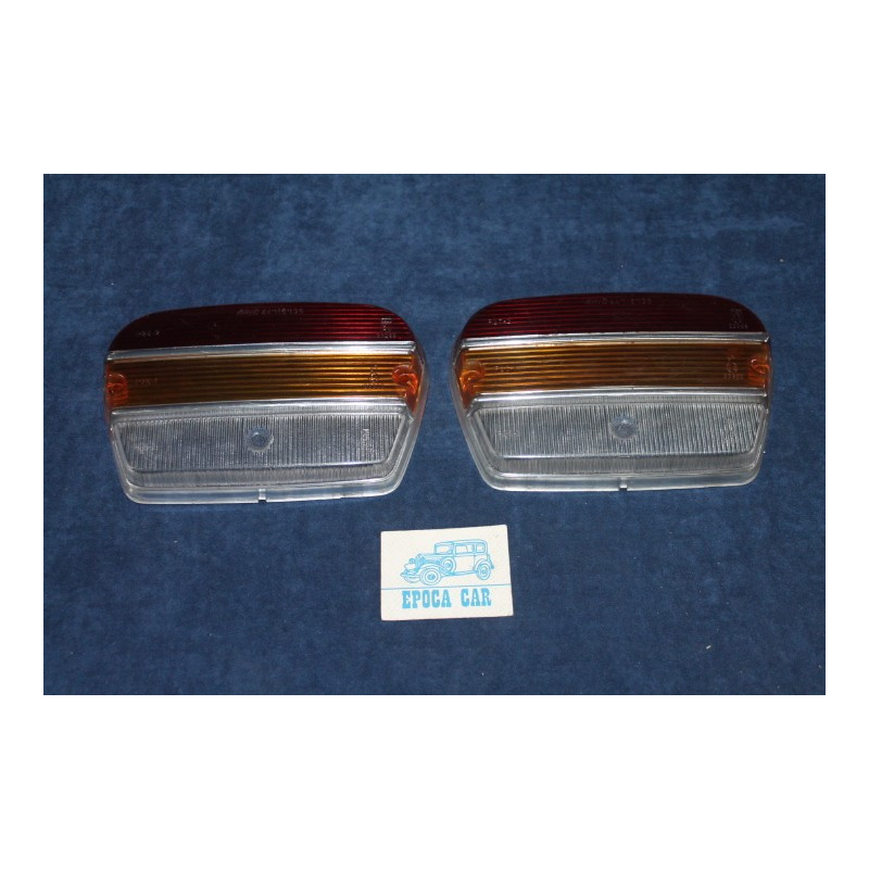 1500 C  COPPIA PLASTICHE PER FANALINI POST.   ARIC