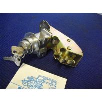 PULSANTE COFANO POSTERIORE PER GIULIA BERLINA