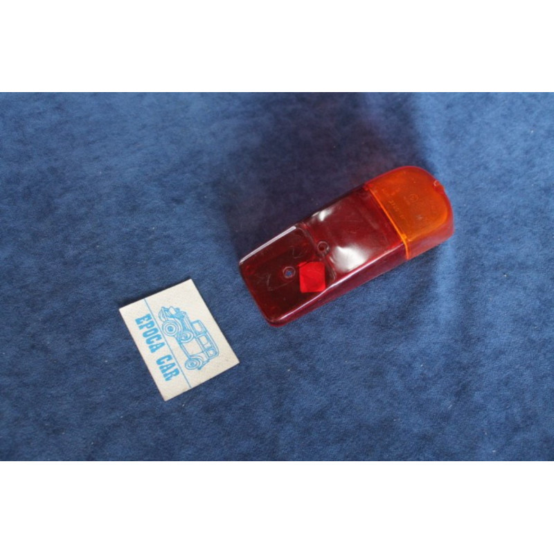500 D  LENS FOR REAR LEFT LIGHT   P.V.
