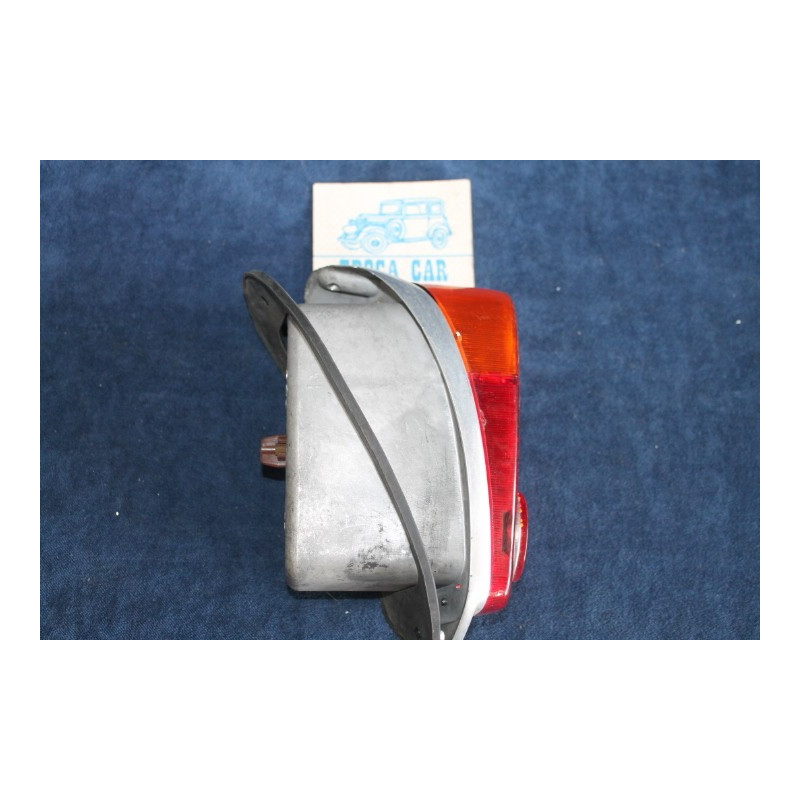 600 2°S  REAR RIGHT LIGHT   CARELLO