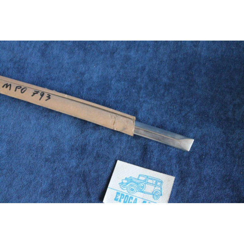 1100 R PROFILO PORTA ANTERIORE  SX CM88,5 MPO793