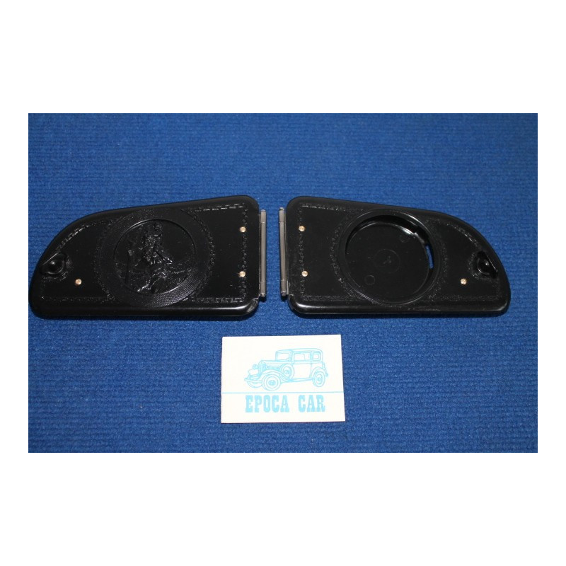 INSIDE S.CRISTOFORO BALILLA 3 MARCE WITH ASHTRAY PAIR