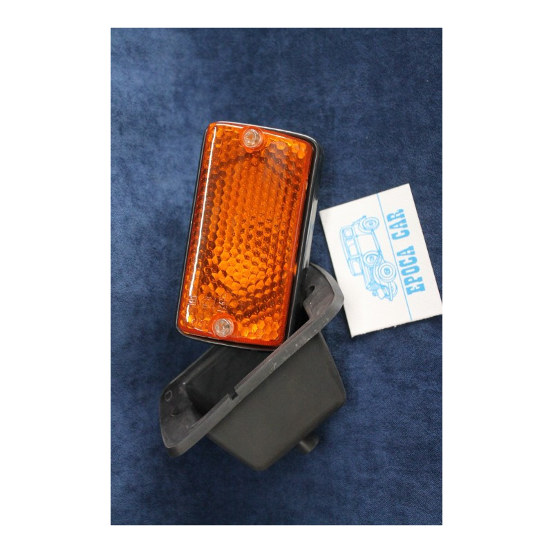 A 112  FRONT LIGHT RIGHT SIDE LEART