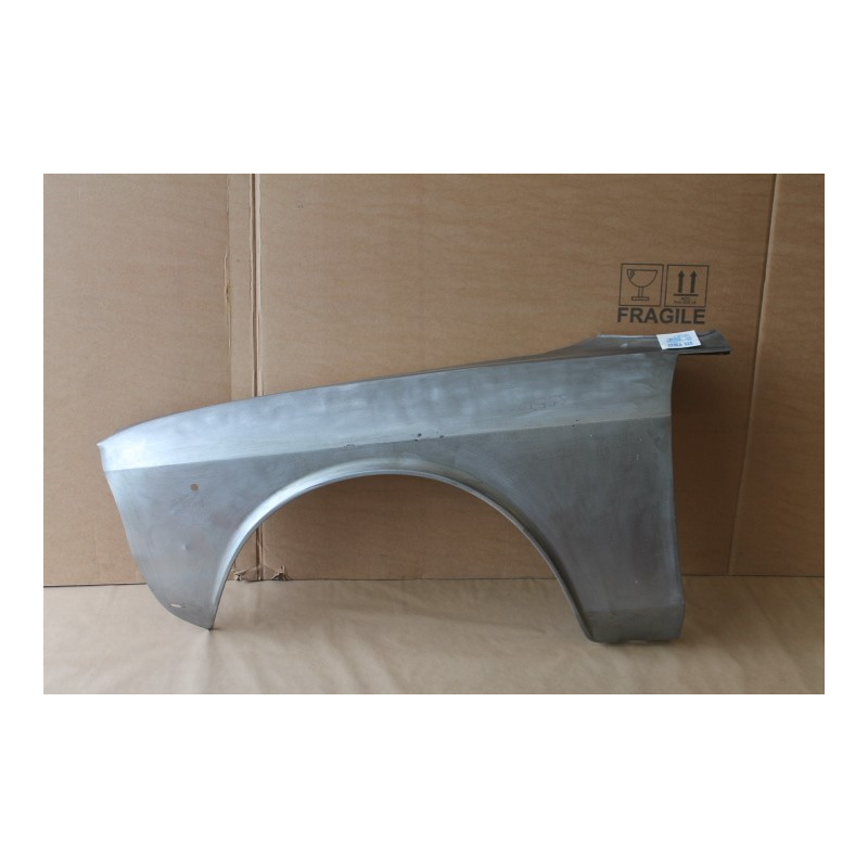 GT 2000-1300 LAST SERIES FRONT LEFT FENDER 