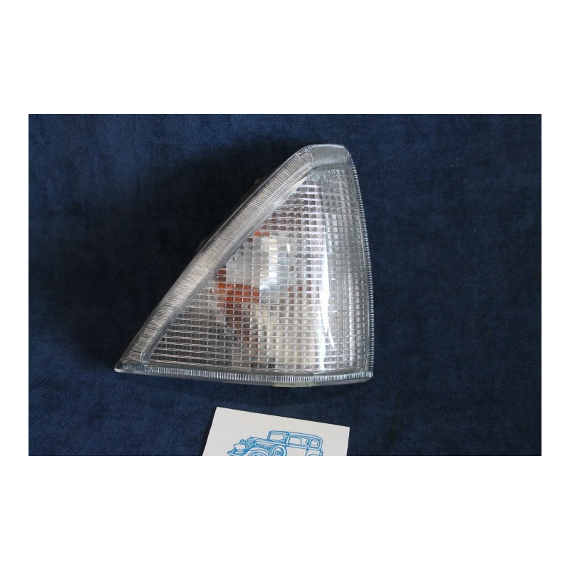 FANALINO ANTERIORE DESTRO ARIC ALFA 75
