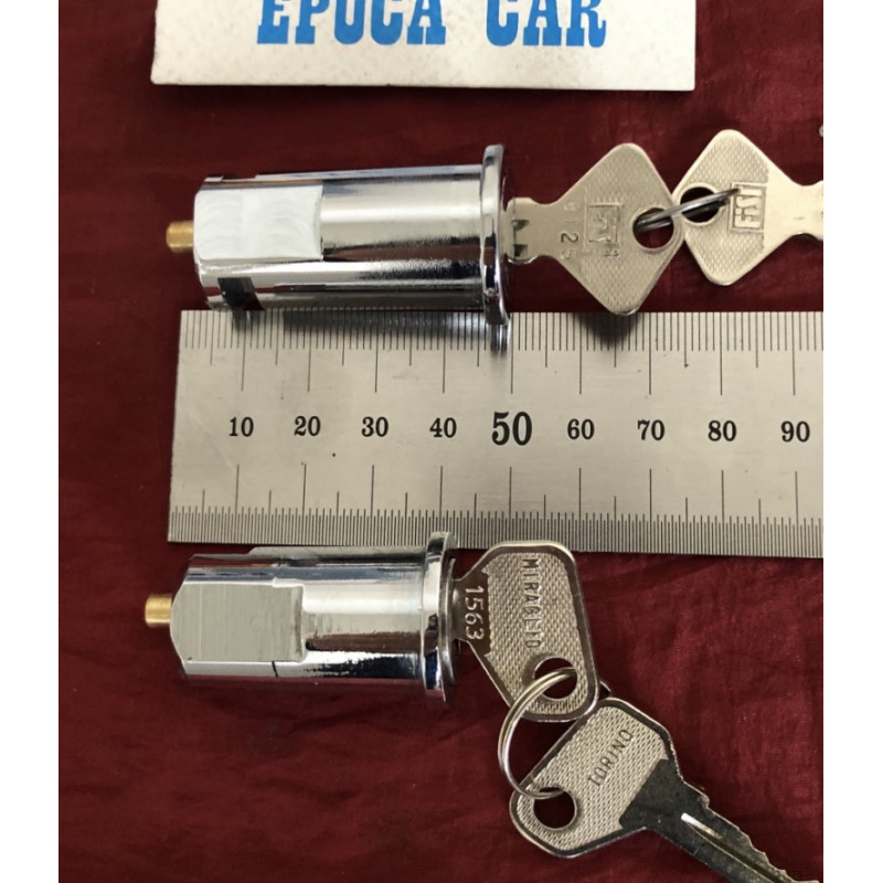 LOCK WITH KEY EXTERNAL DOOR