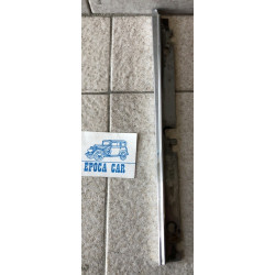TRIM OUTSIDE VERTICAL REAR WINDOW USED EACH 