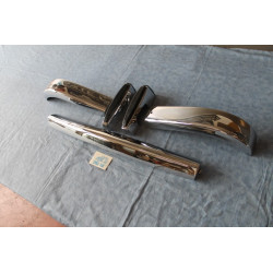 R8  FRONT BUMPER 5 PIECES 