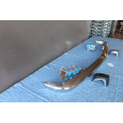 PEUGEOT 504 PARAURTO ANTERIORE CON ROSTRI 