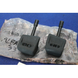 COPPIA SPRUZZATORI FARI PER PARAURTO ANTERIORE 